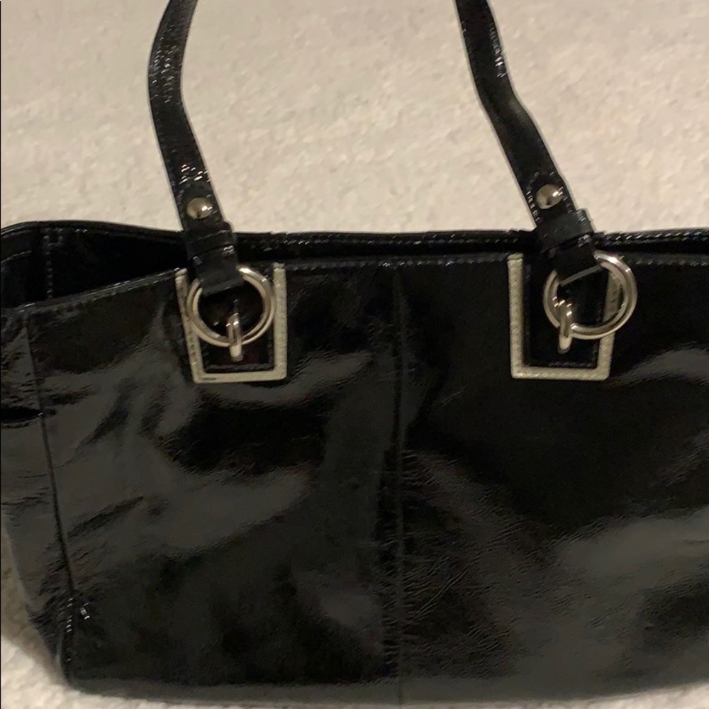 Handbag - Picture 2 of 6